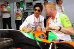 Shahrukh Khan at F1 India in Mumbai on 30th Oct 2011 (33).jpg